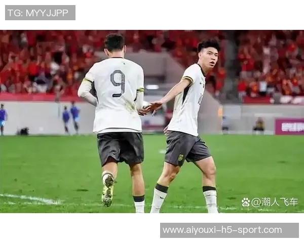 王钰栋精准传球助攻李新翔单刀机会可惜未能把握住